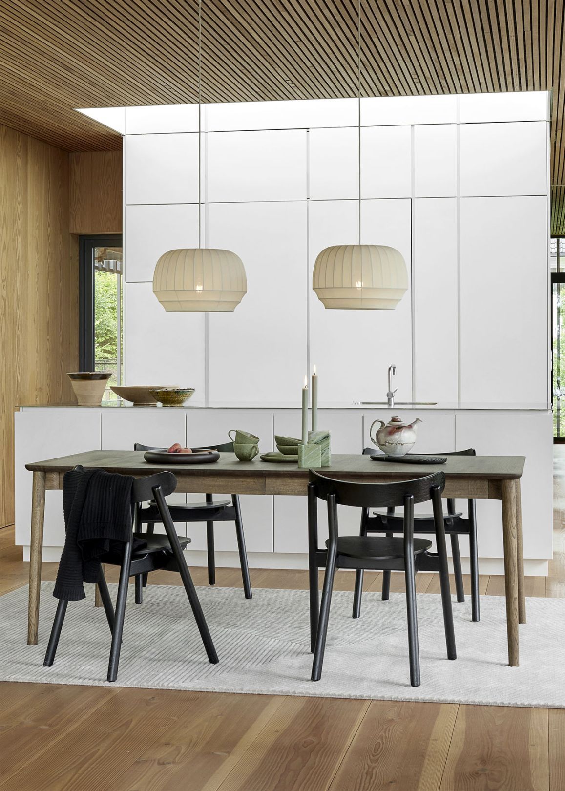 Tradition pendant lamp tall Northern