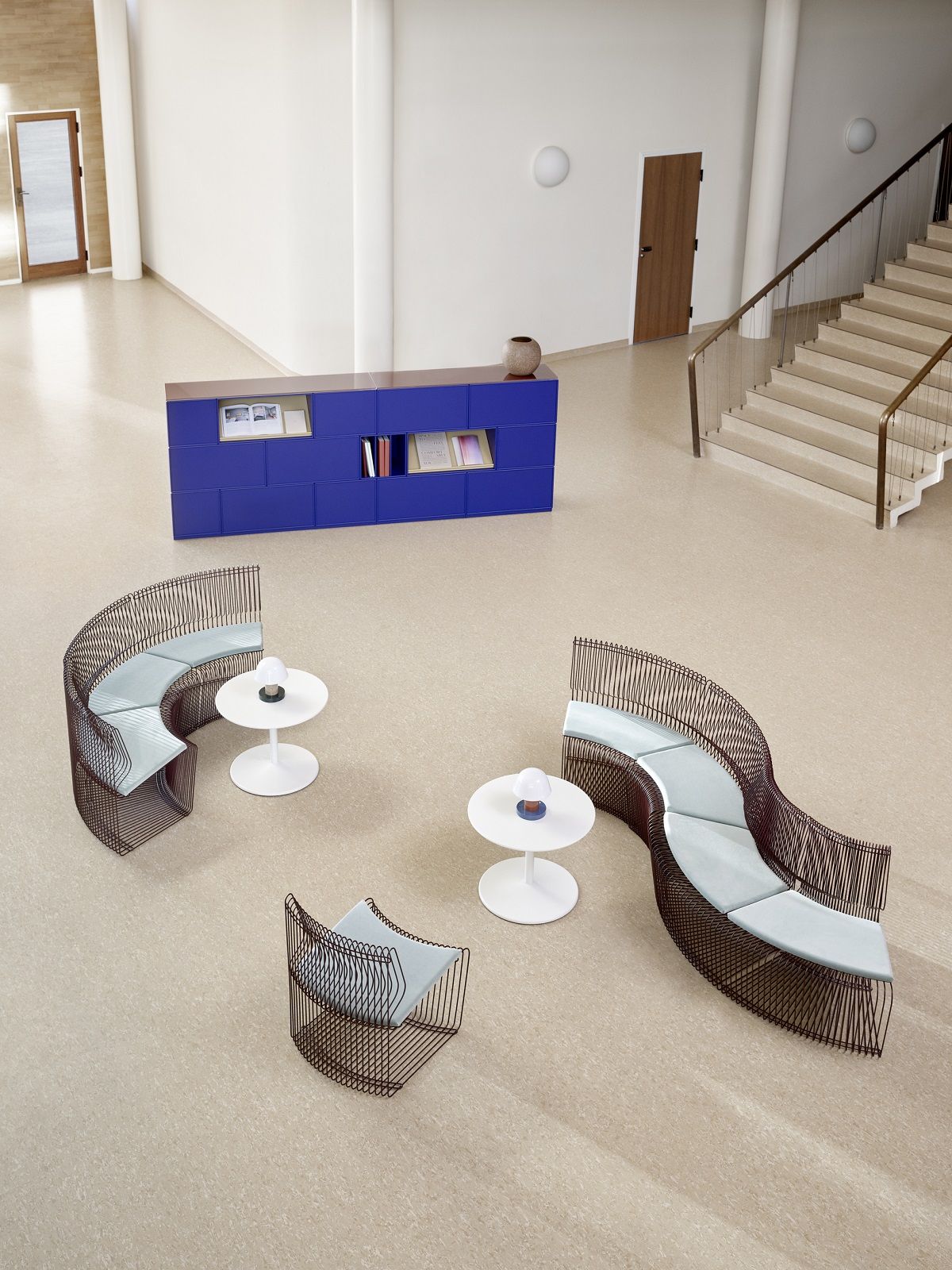 Pantonova System seat module / Montana wire chair