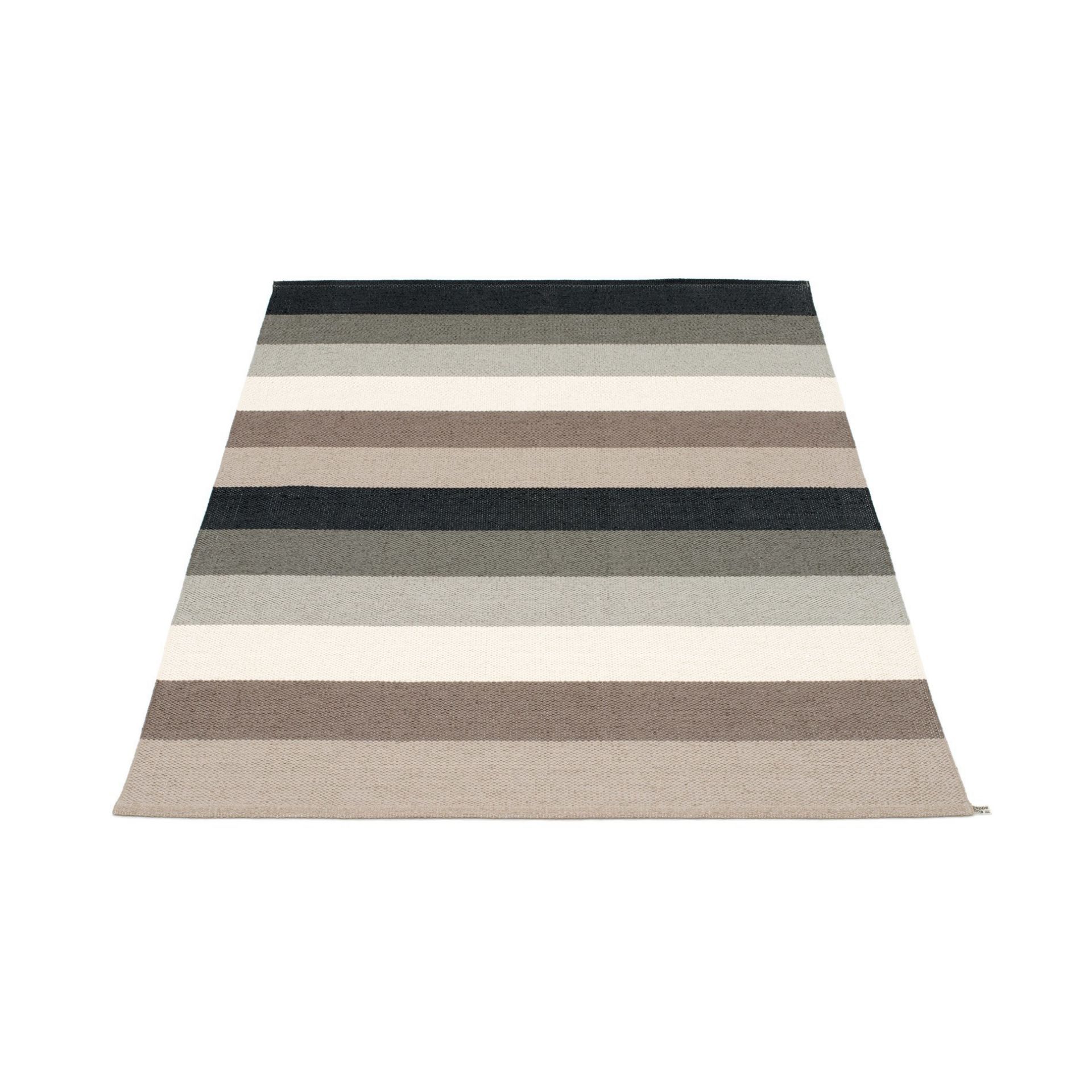 Molly Plastic Carpet 140x200 cm Pappelina Boue