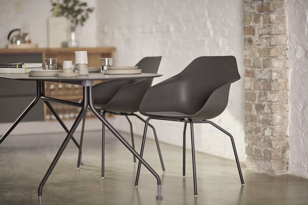 Yonda Universalstuhl Four-legged chair with metal frame Wilkhahn 