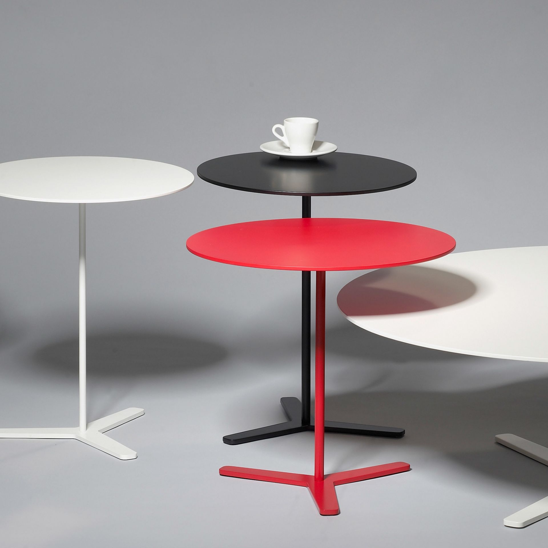 Tre Side table Mox