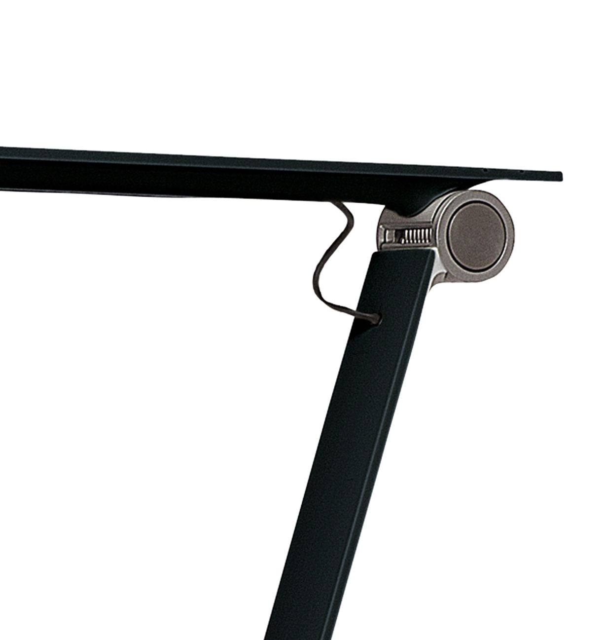 NJP table lamp Louis Poulsen