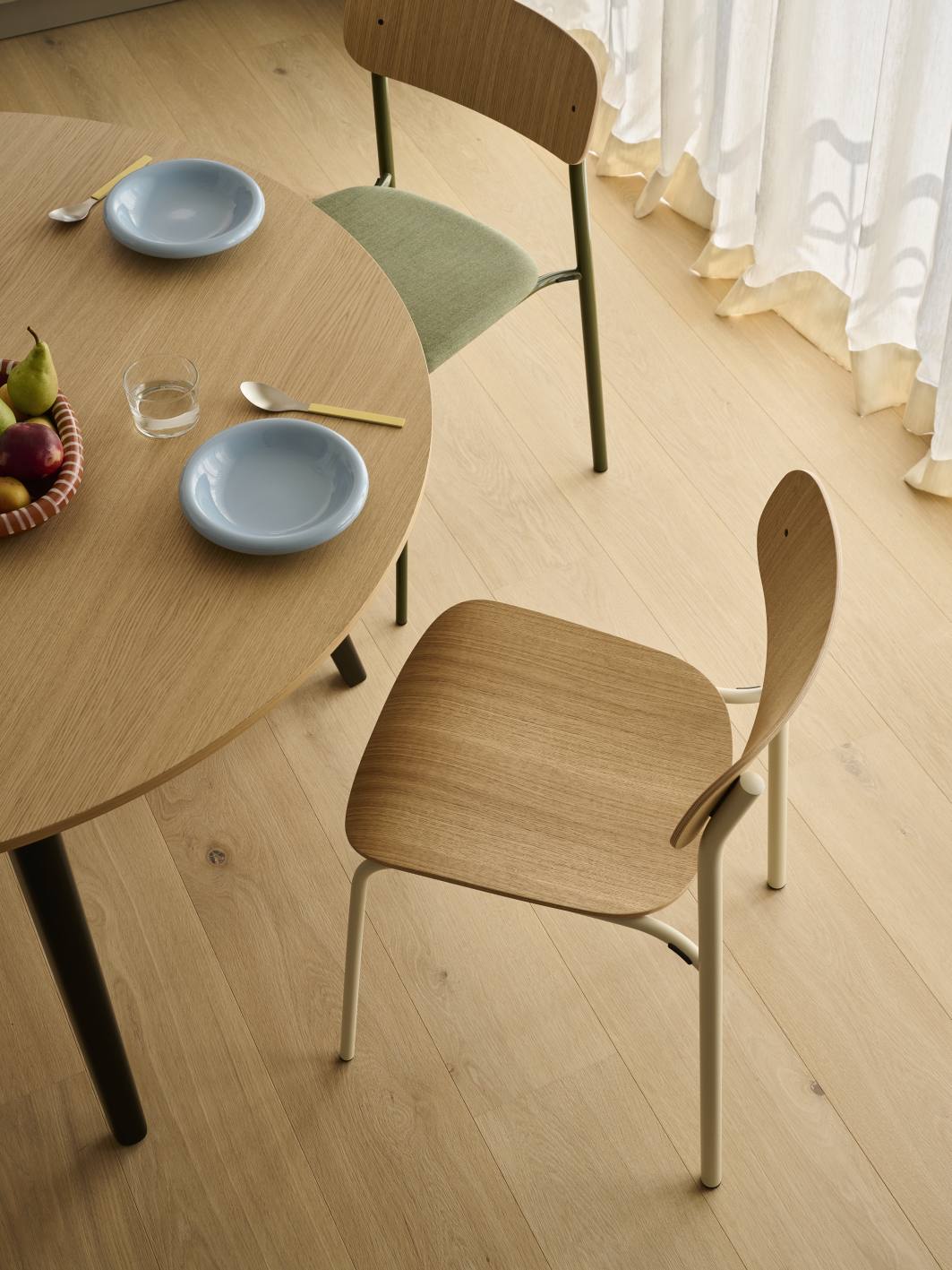 S 243 / S243 Tubular steel chair Thonet