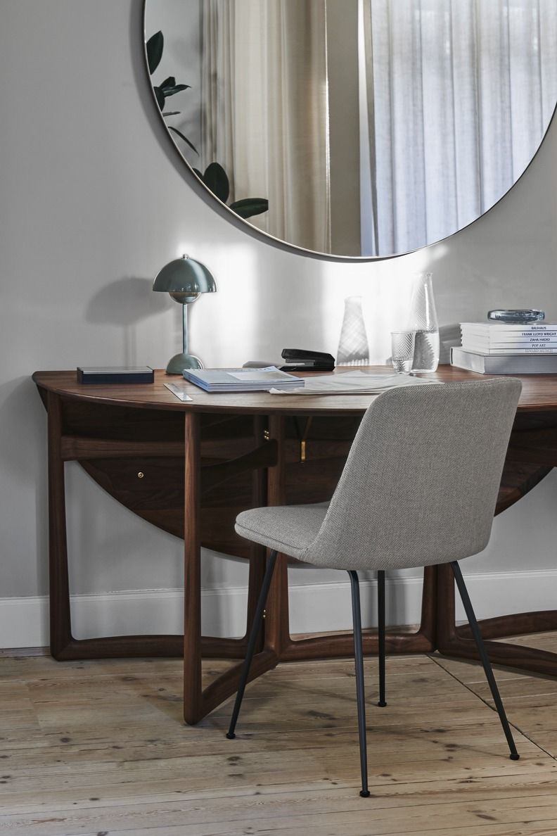 Drop Leaf HM6 Table Dining Table AndTradition