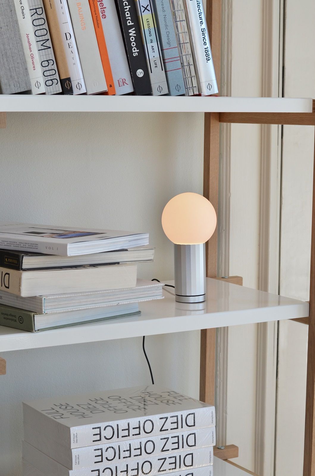 Woody Shelving Column High Shelf Hay