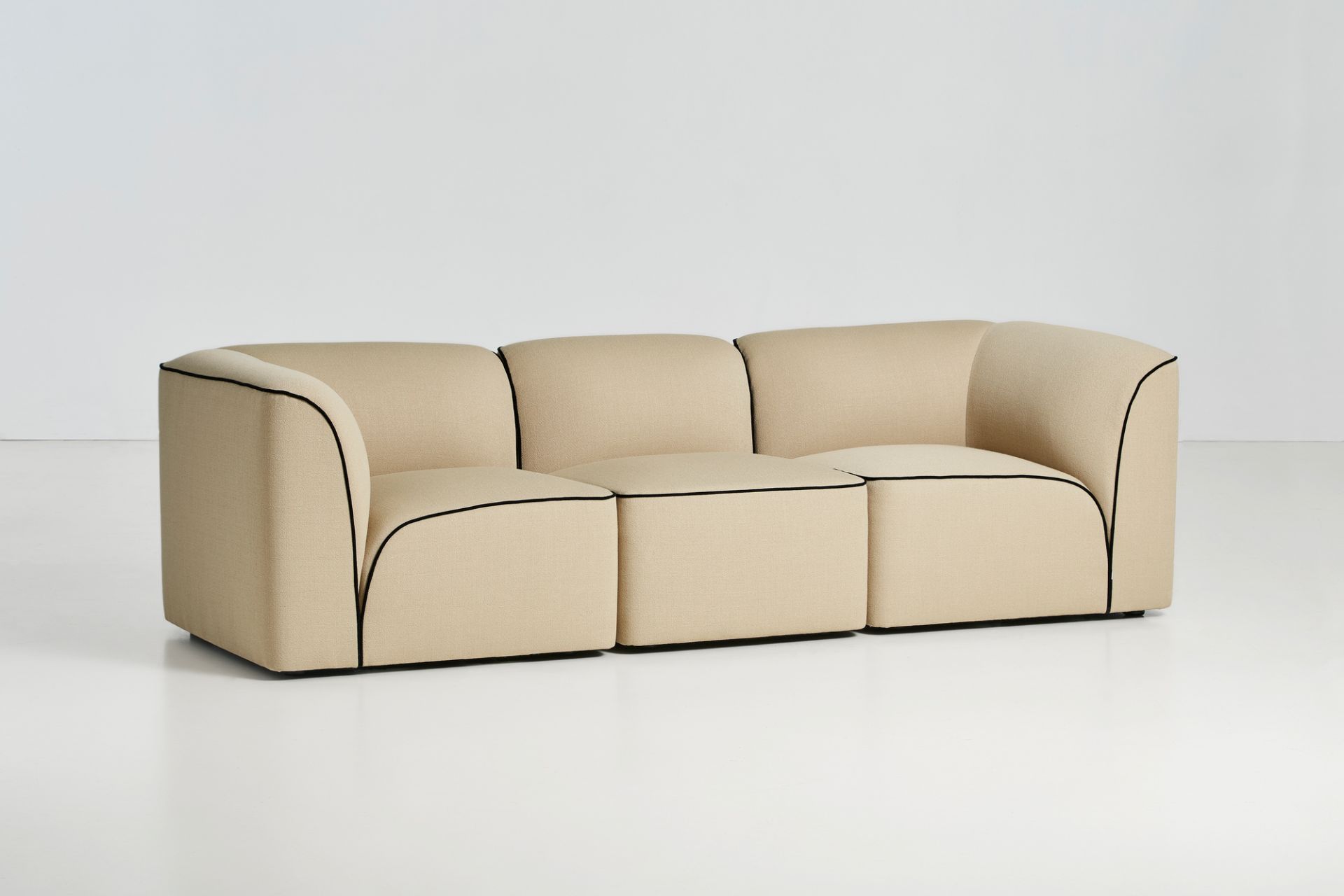 Flora 2,5-seater sofa Woud