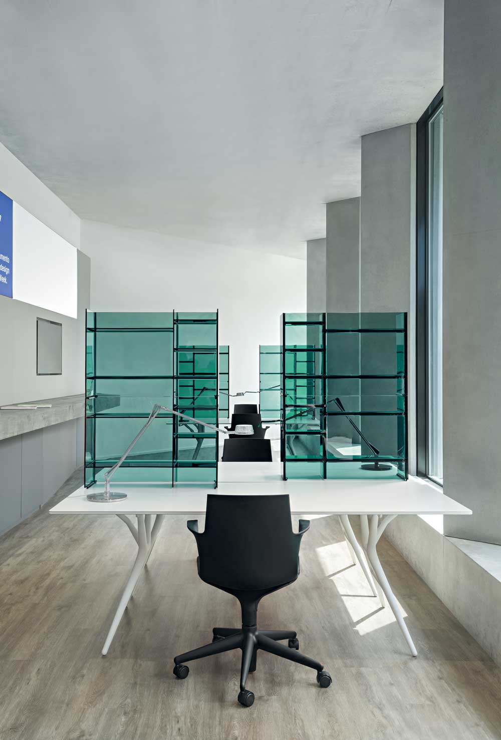 Spoon Table - Office Table Kartell