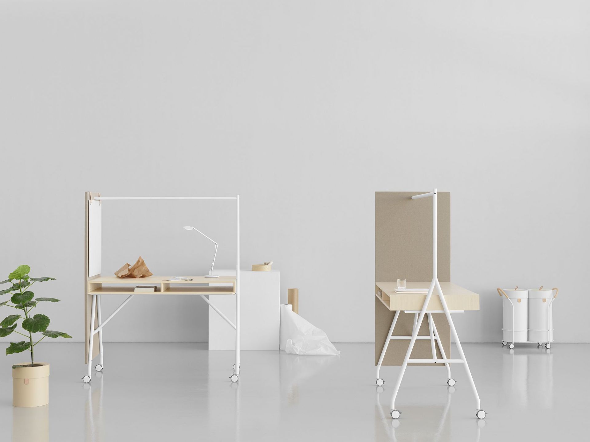 Hangout High Desk high table Mizetto QUICK SHIP