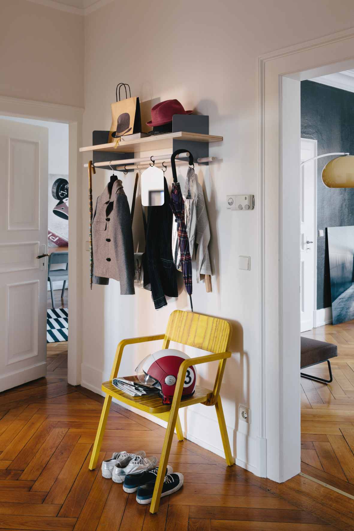 Atelier wall shelf / coat rack with rod and 4 hooks Richard Lampert
