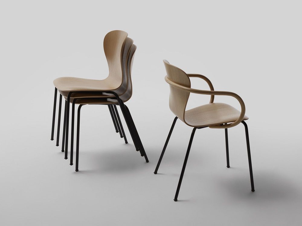 S 220 F Chair with armrest Thonet