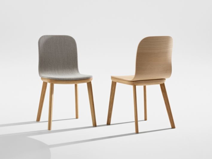 Aeon Chair Fully upholstered Zeitraum