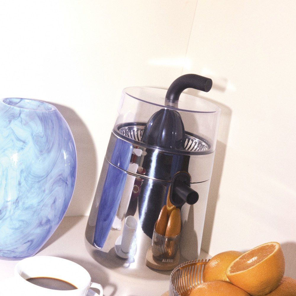 NE02 B Toru Electric lemon squeezer Alessi