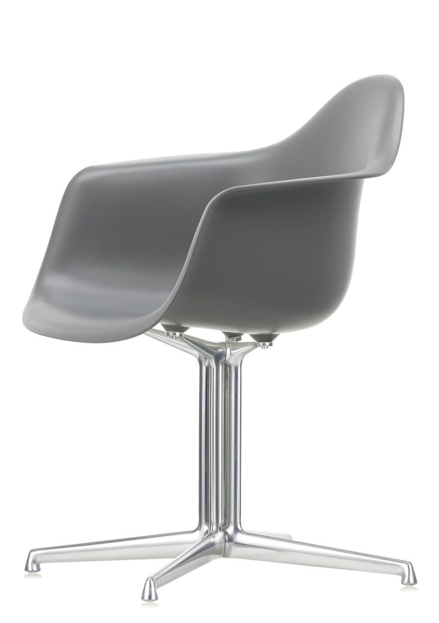 Eames Plastic Arm Chair DAL Chair Vitra
