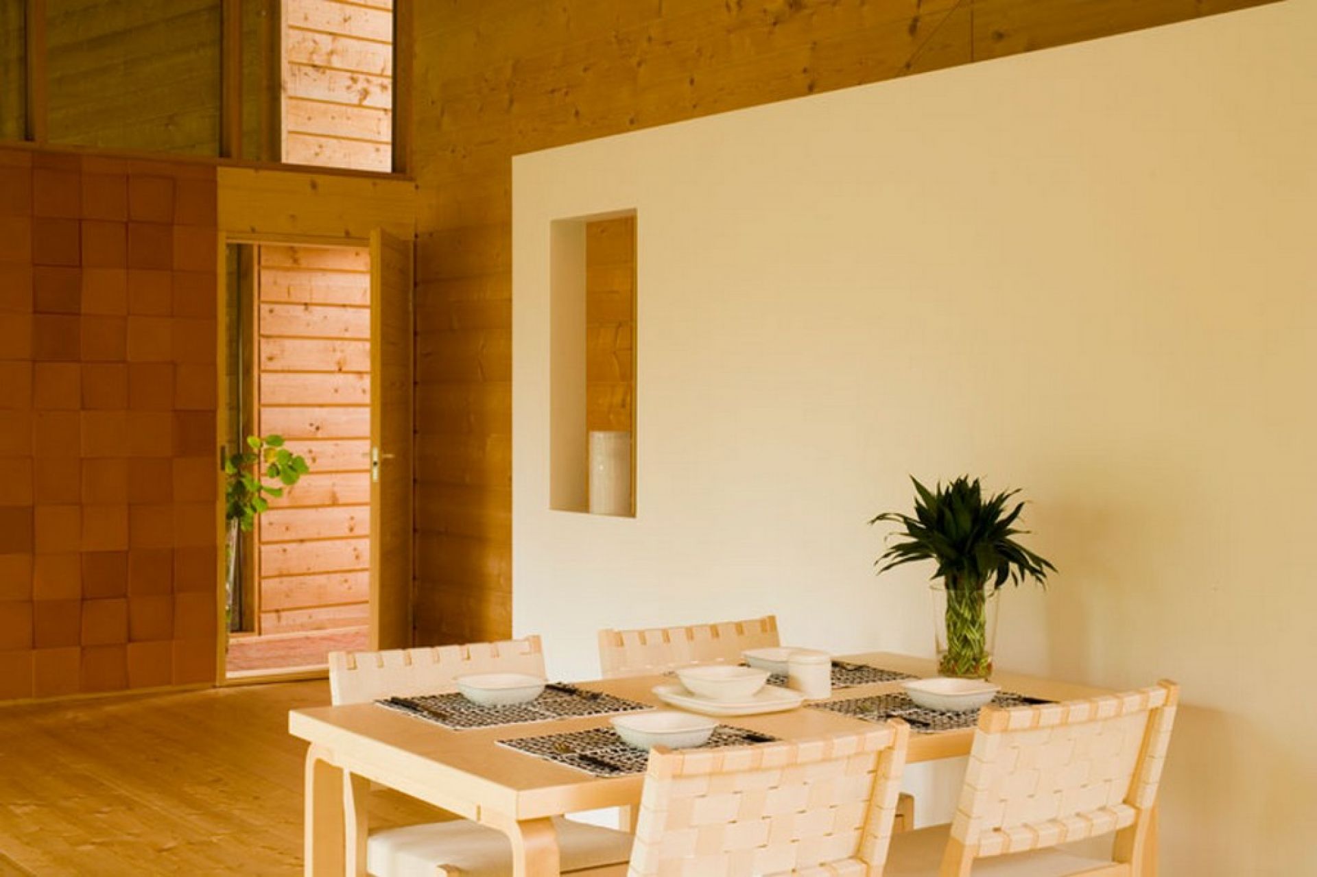 611 chair Artek