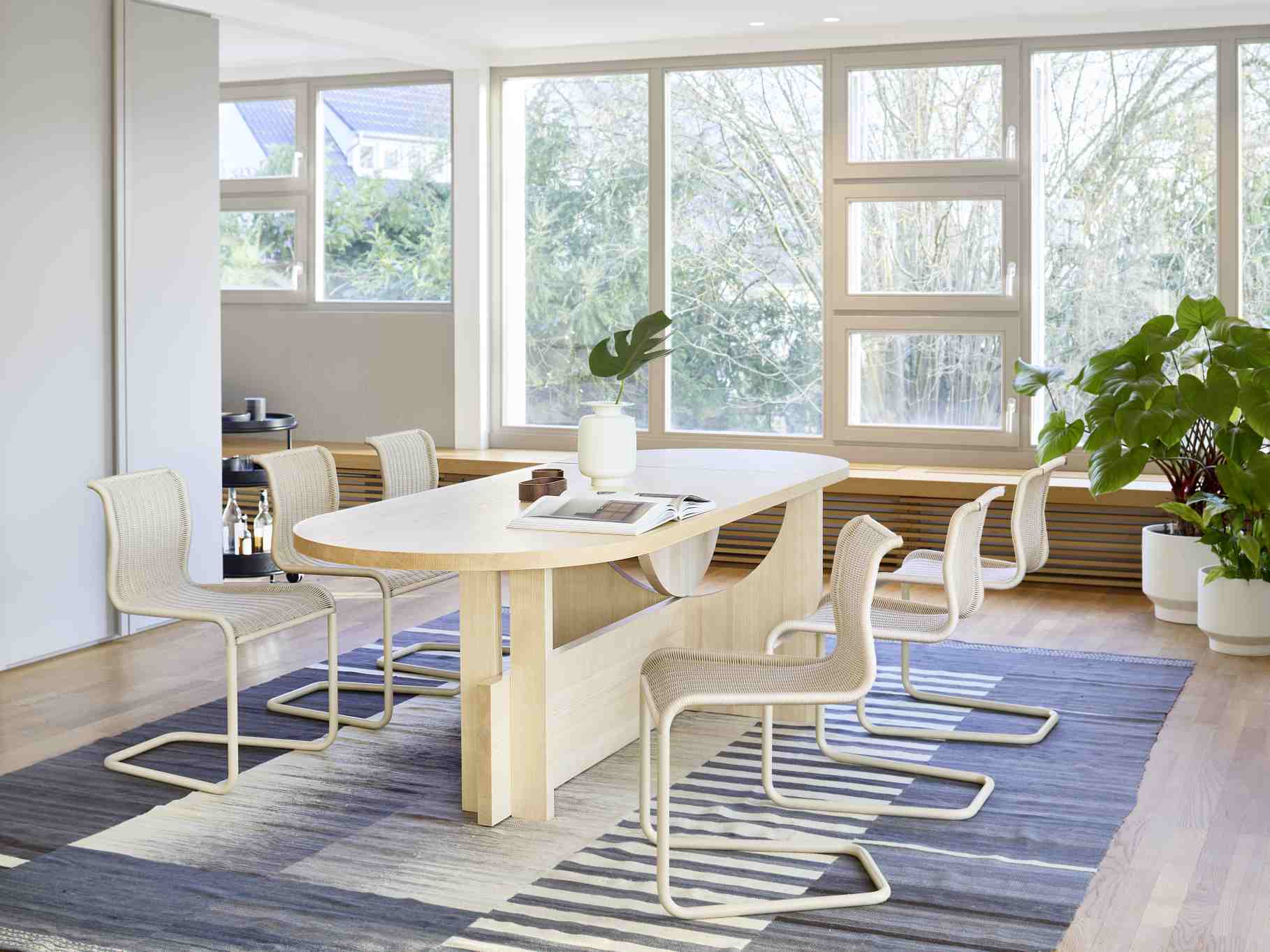 B15 Tecta cantilever chair B15 Tecta cantilever chair