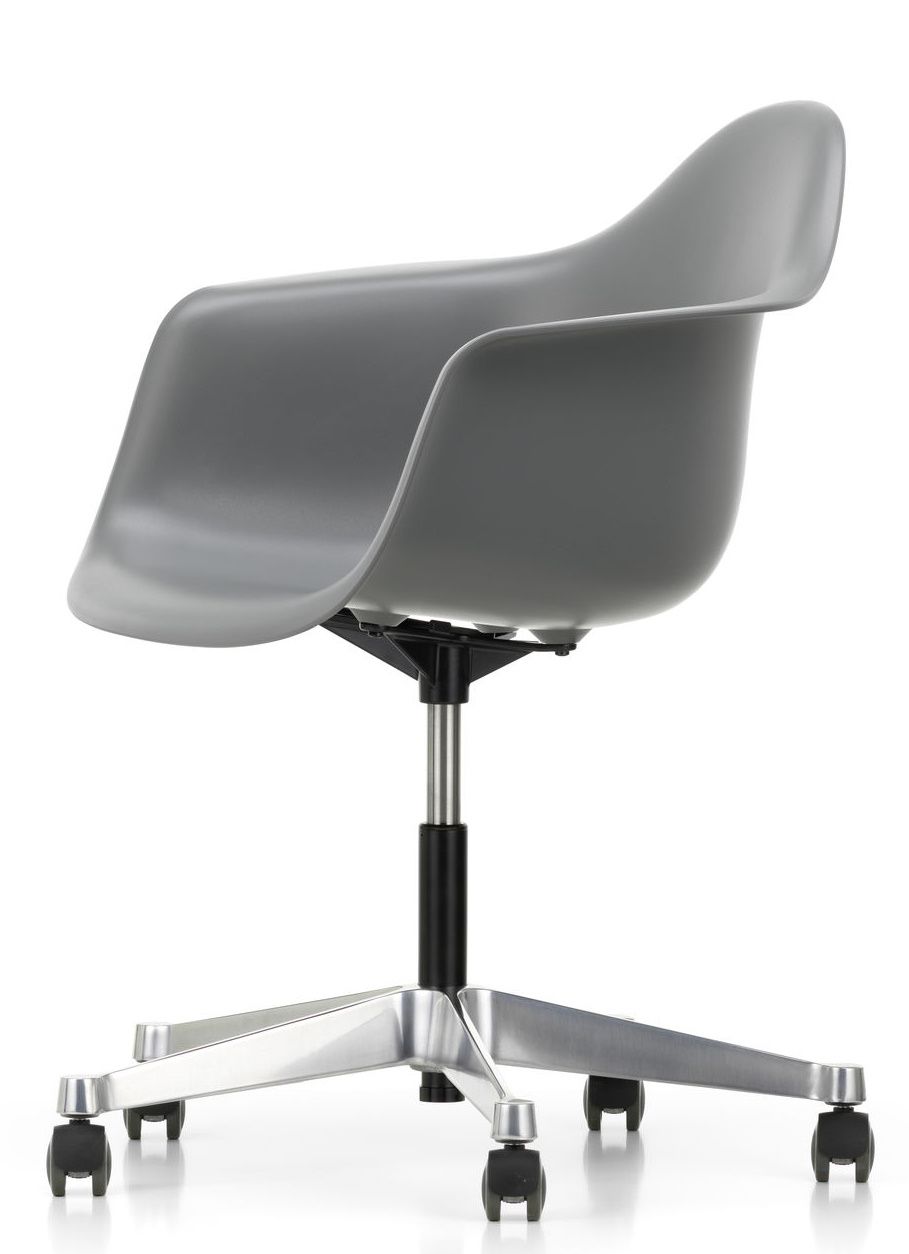 Eames Plastic Arm Chair PACC Chair Vitra