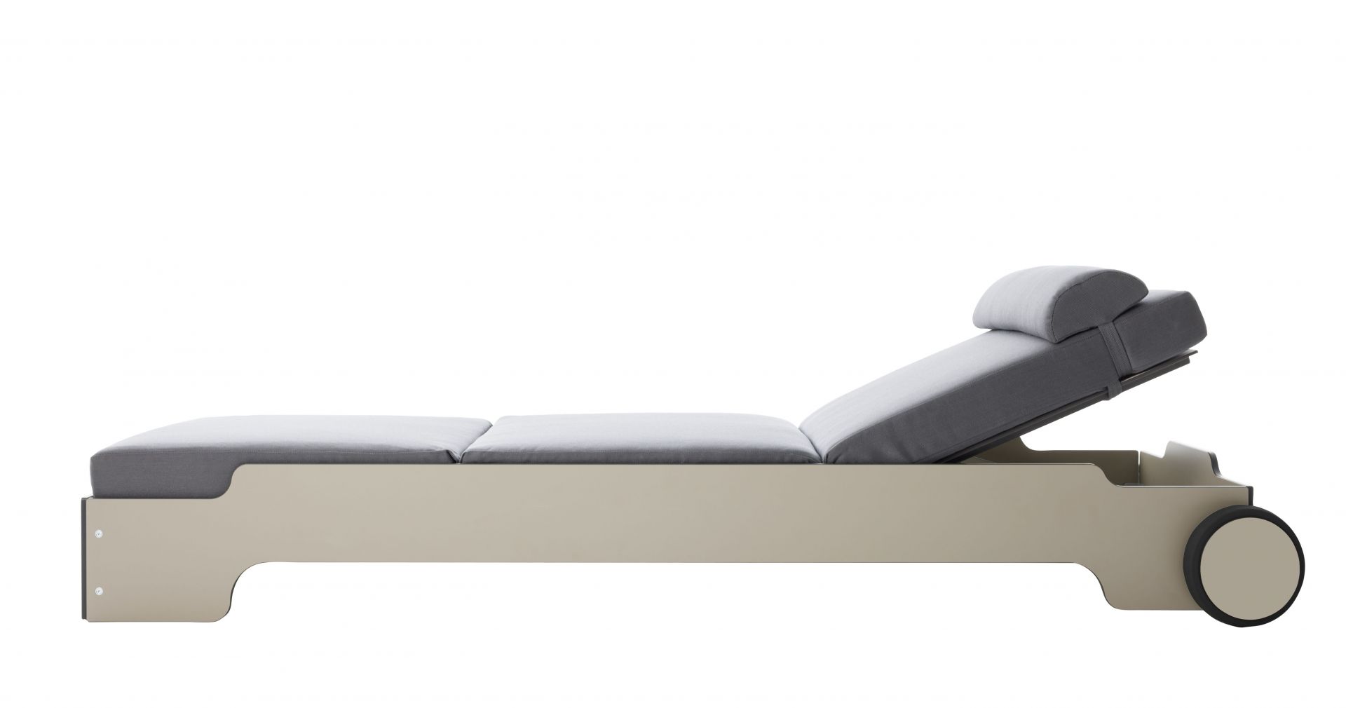 Solara Stacking Lounger incl. Wheels and Upholstery Outdoor Müller Möbelwerkstätten
