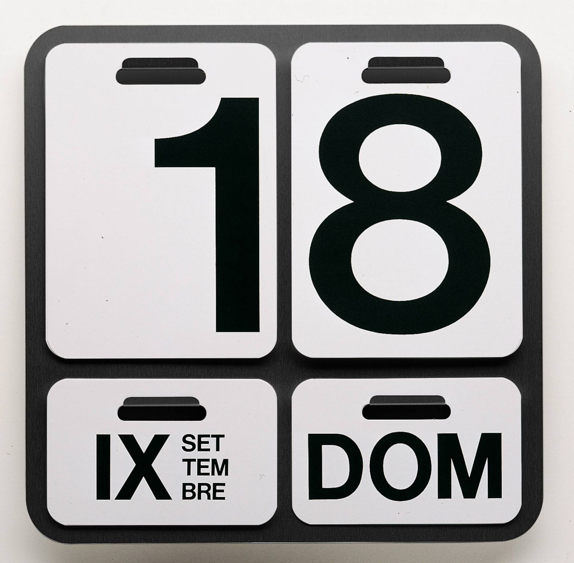 Formosa Calendar Danese Milano black English SINGLE PIECES