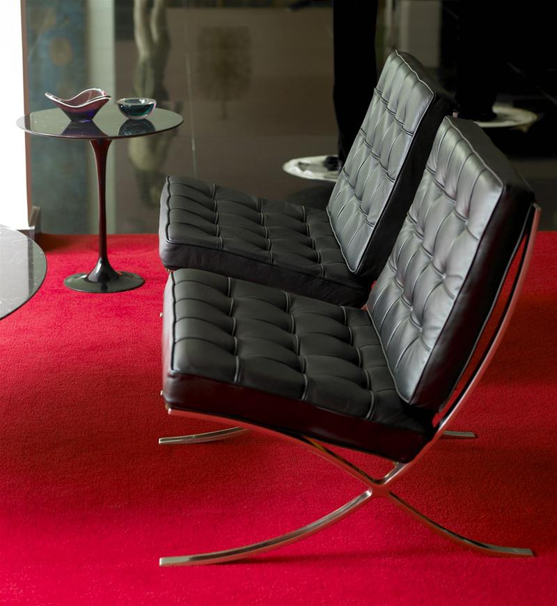 Barcelona Chair Relax Knoll International 