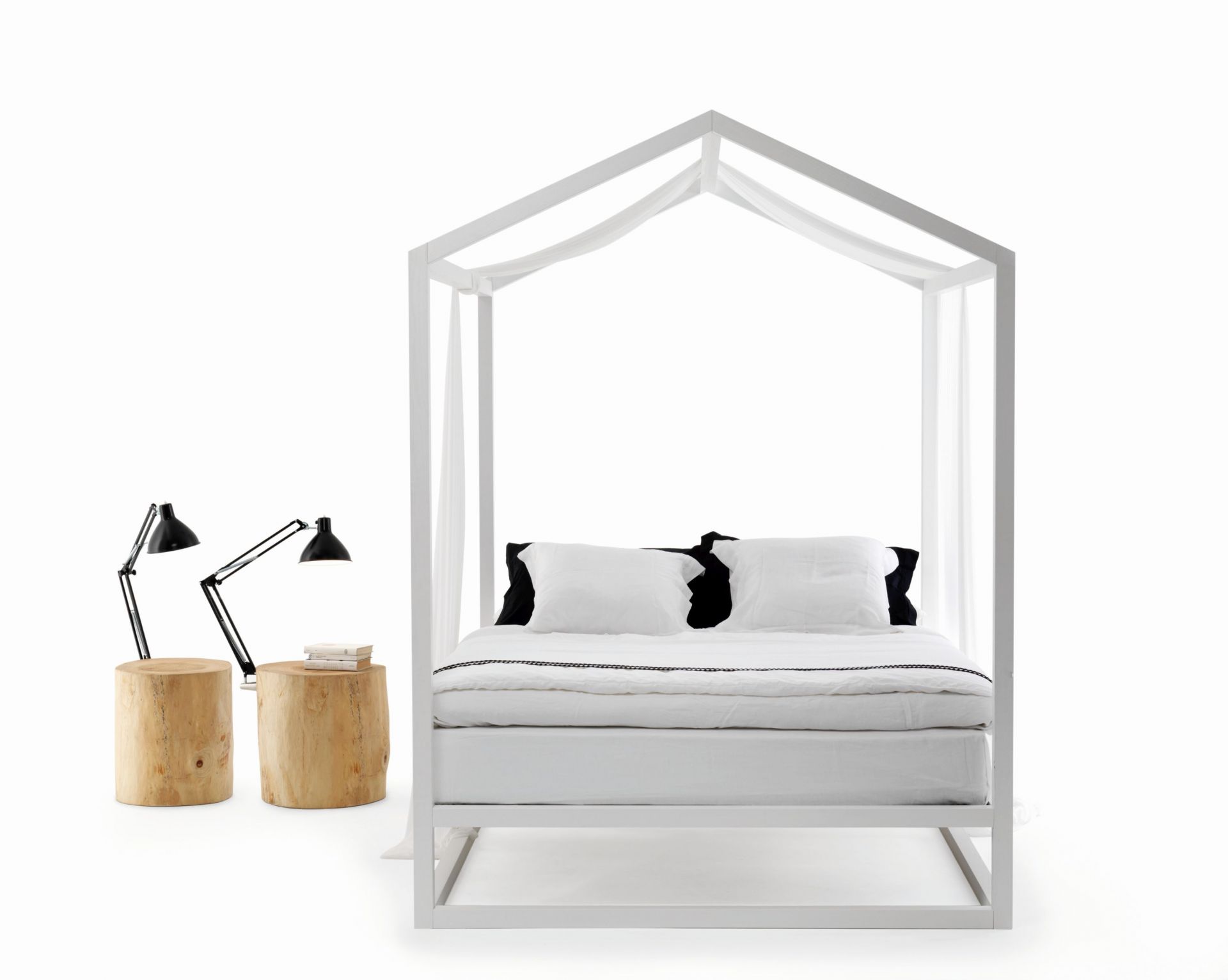 Casetta in Canada Canopy bed Mogg