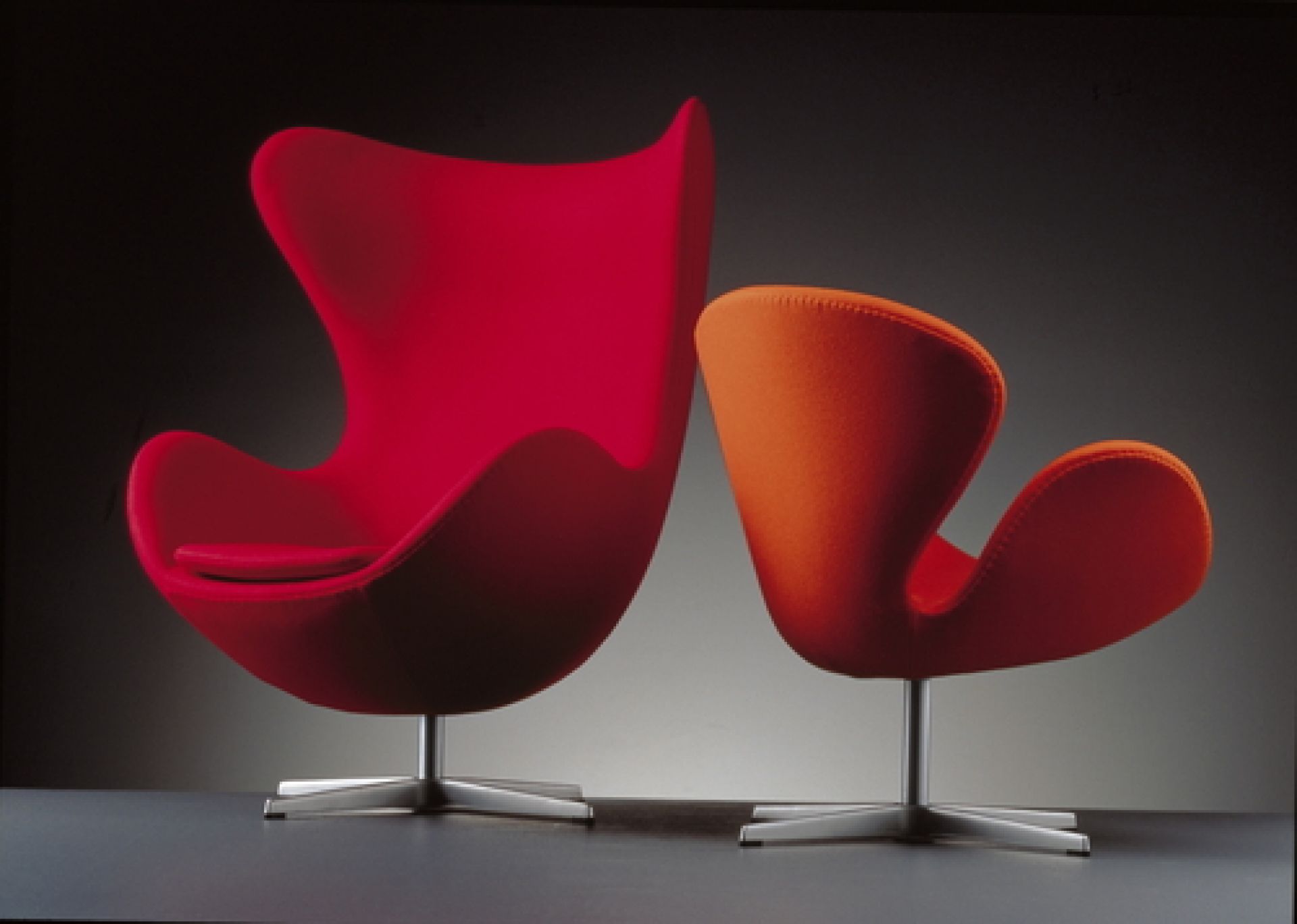 The Swan easy chair Fritz Hansen