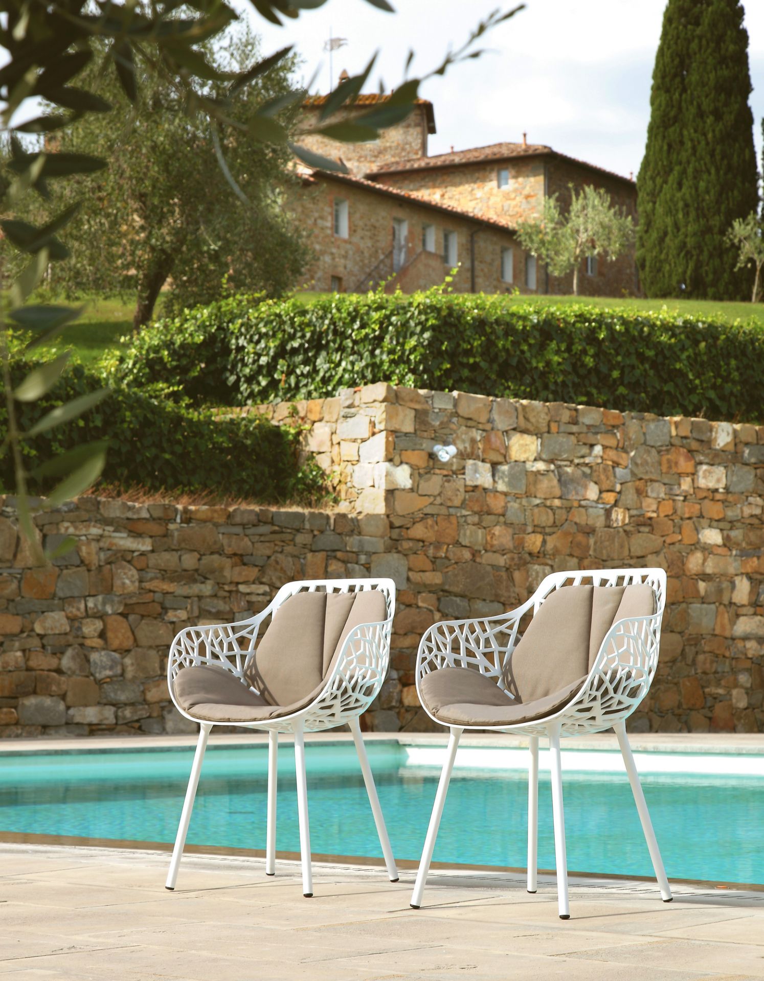 Forest Outdoor Armchair Fast white