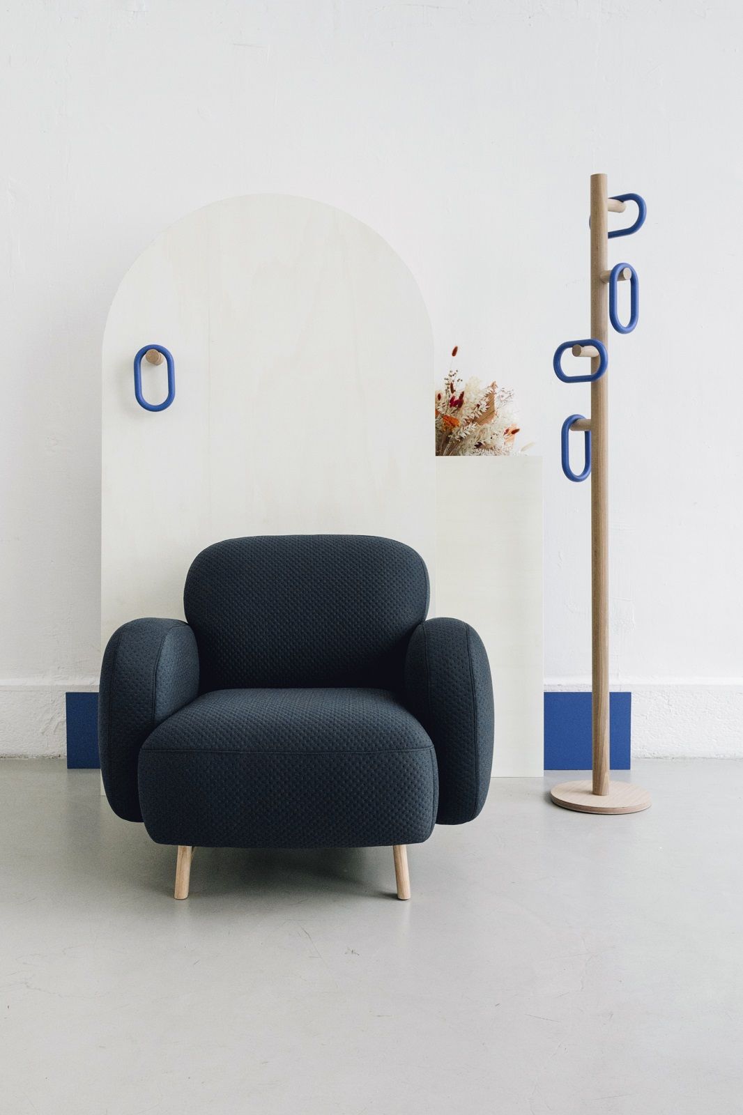 Auguste Armchair Hartô