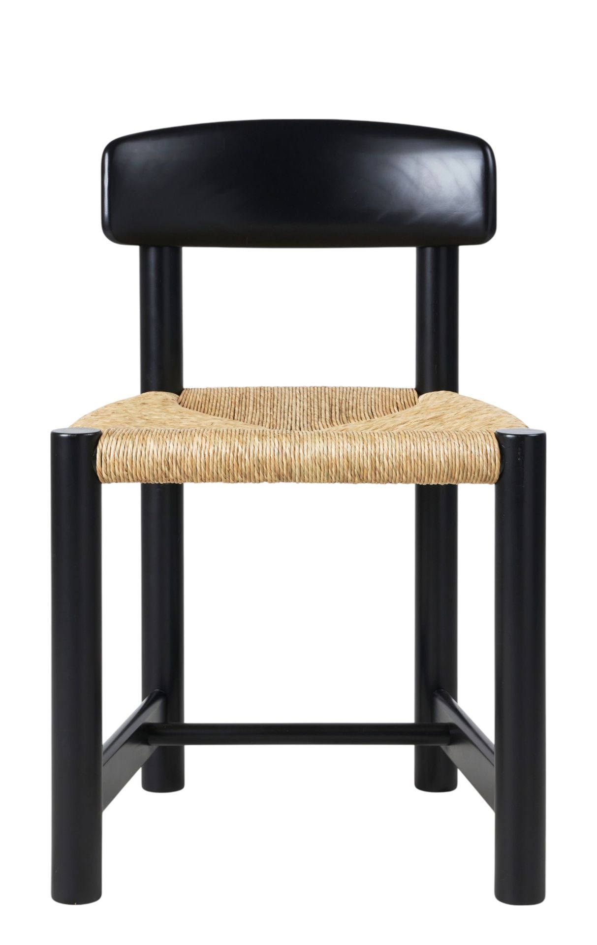Daumiller Chair Black Pine Gubi