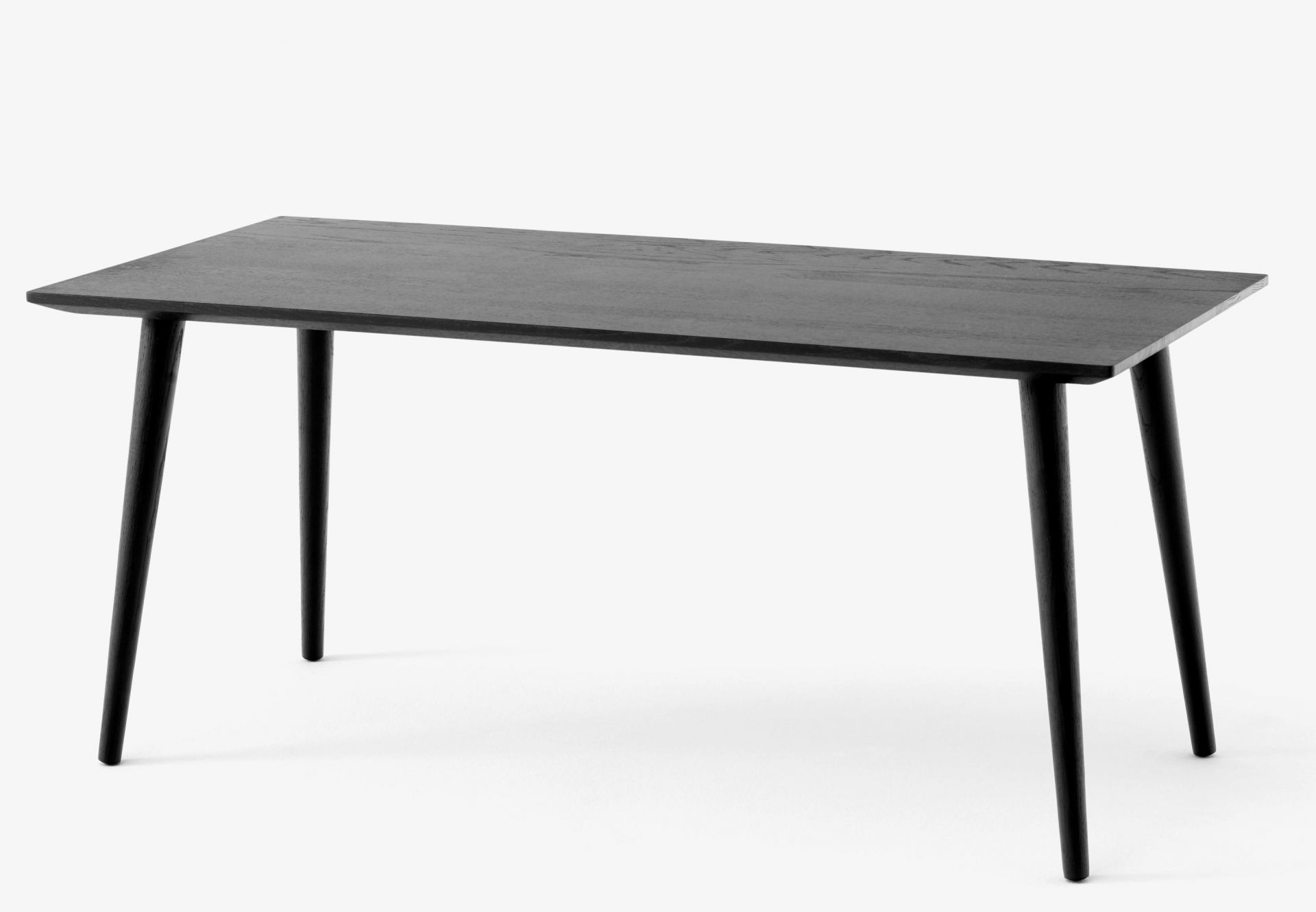 In Between Table SK23 / SK24 Coffee Table AndTradition 