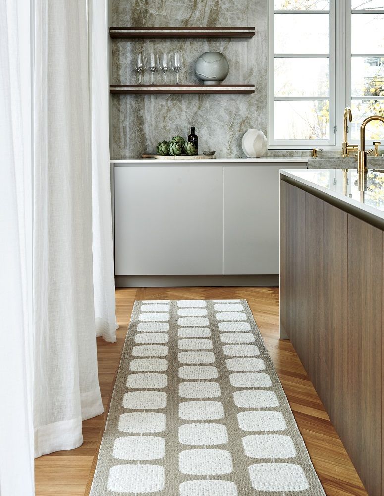 Sten Plastic carpet 70x200 cm Pappelina