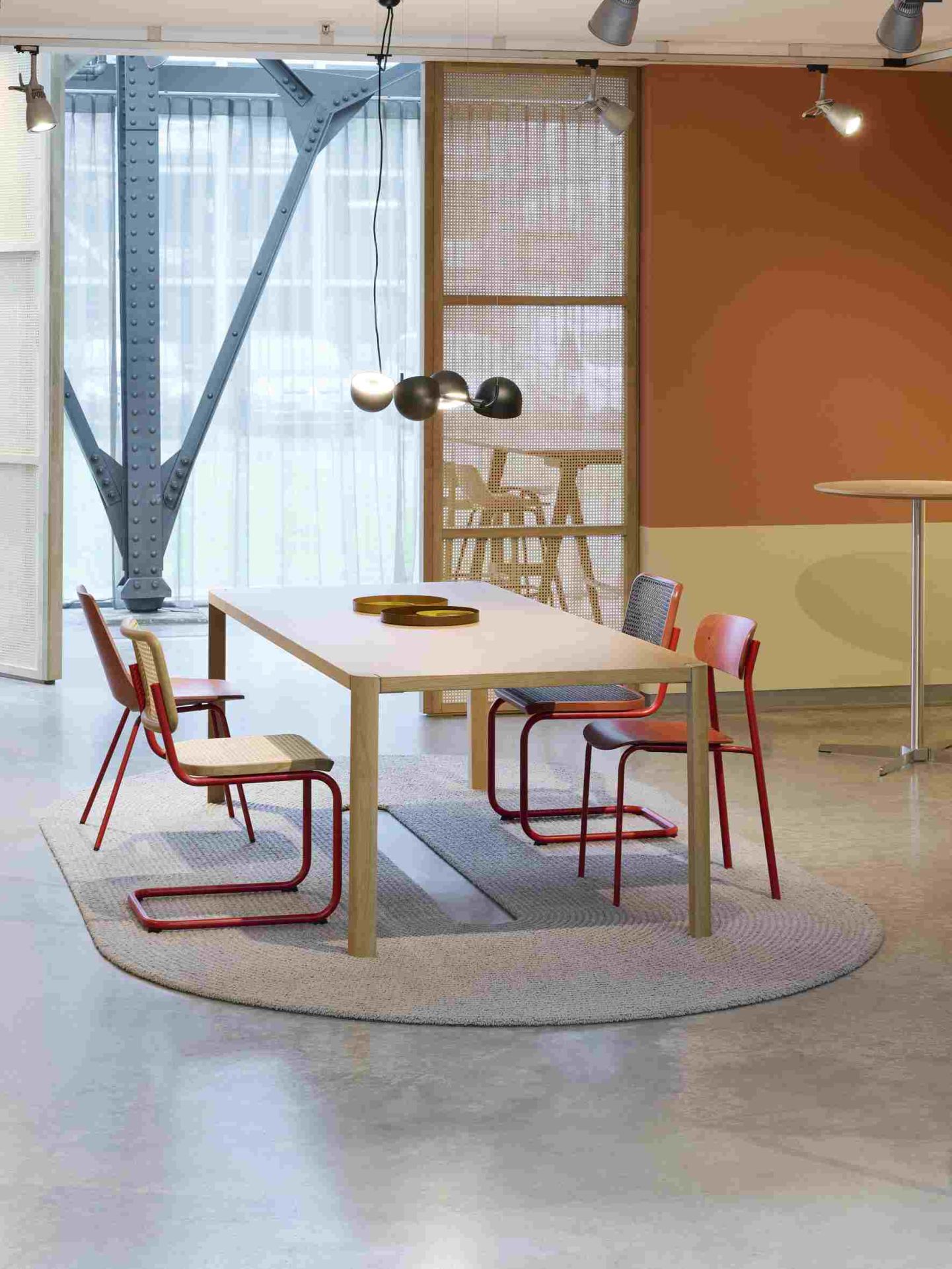 S 243 / S243 Tubular steel chair Thonet