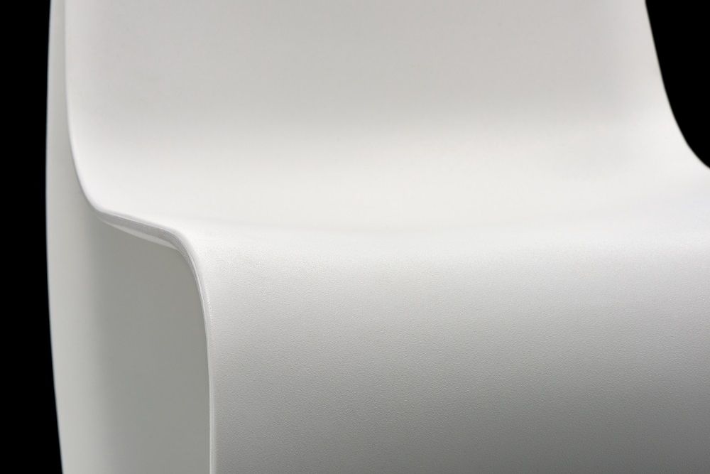 SIGN MATT Chair Indoor / Outdoor MDF Italia White matt Detailaufnahme des weißen SIGN MATT Stuhls von MDF Italia, geeignet für drinnen und draußen.