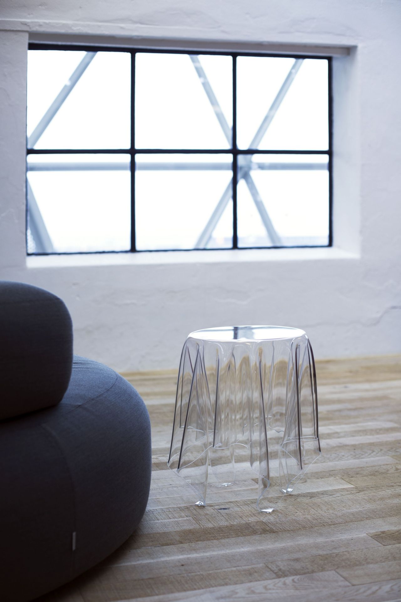 Essey Illusion Side Table transparent Klein & More