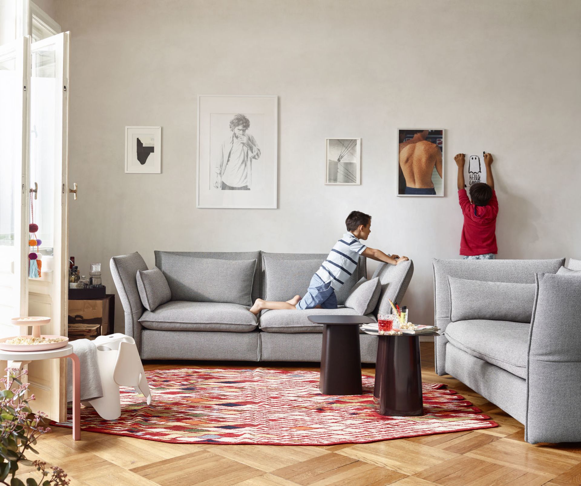 Metal Side Table Small Vitra