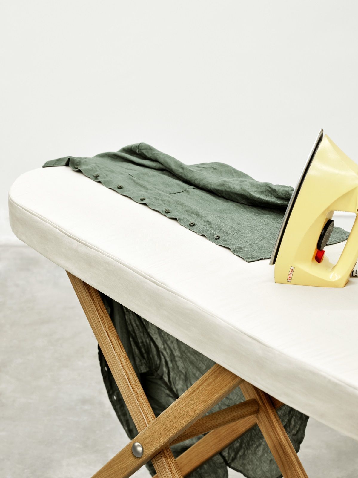 Cinderella Table / Ironing board Design House Stockholm