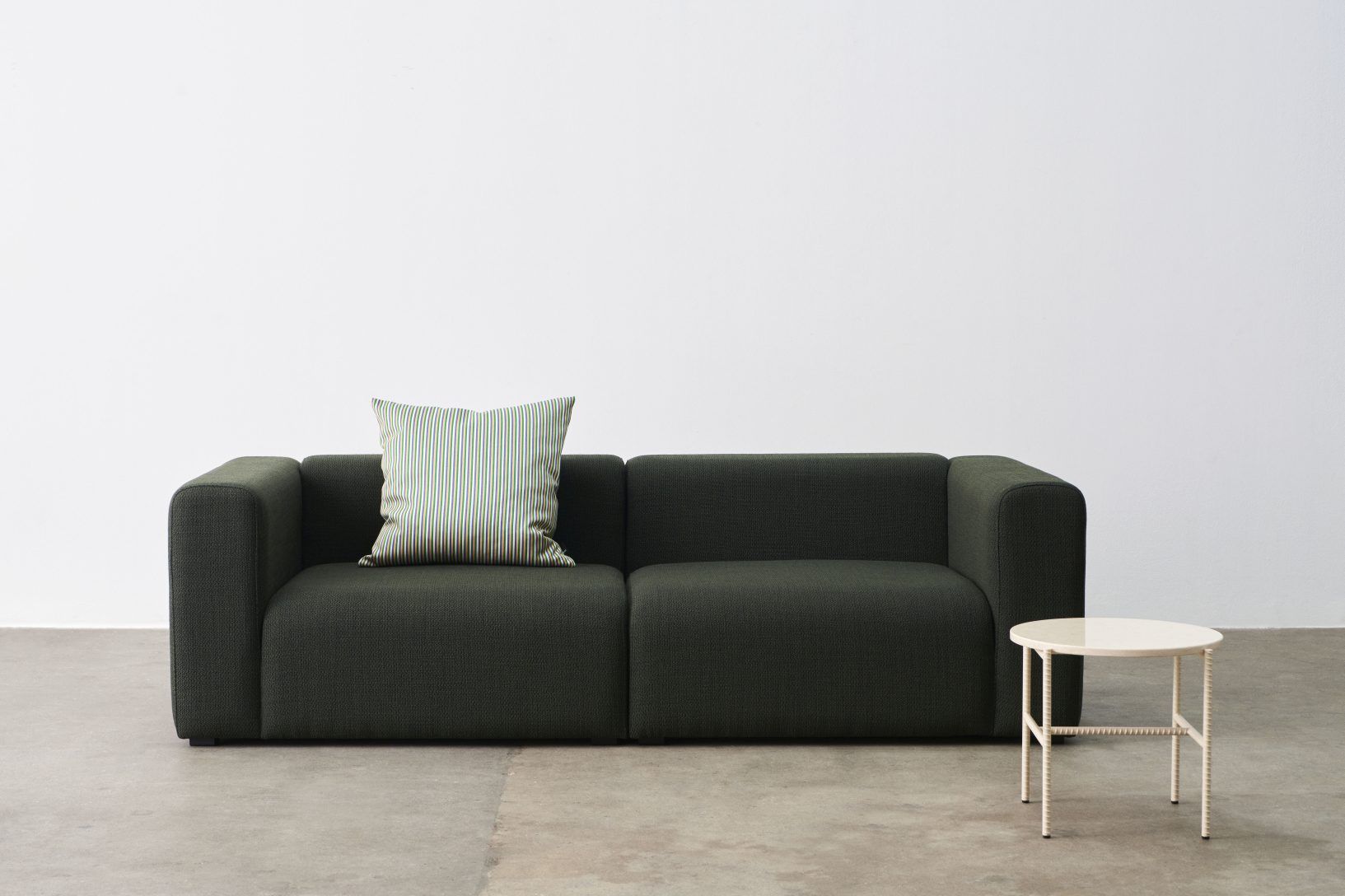 Mags Sofa 2.5-seater Combination 1 Hay
