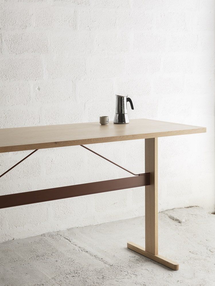 Passerelle High Table Hay