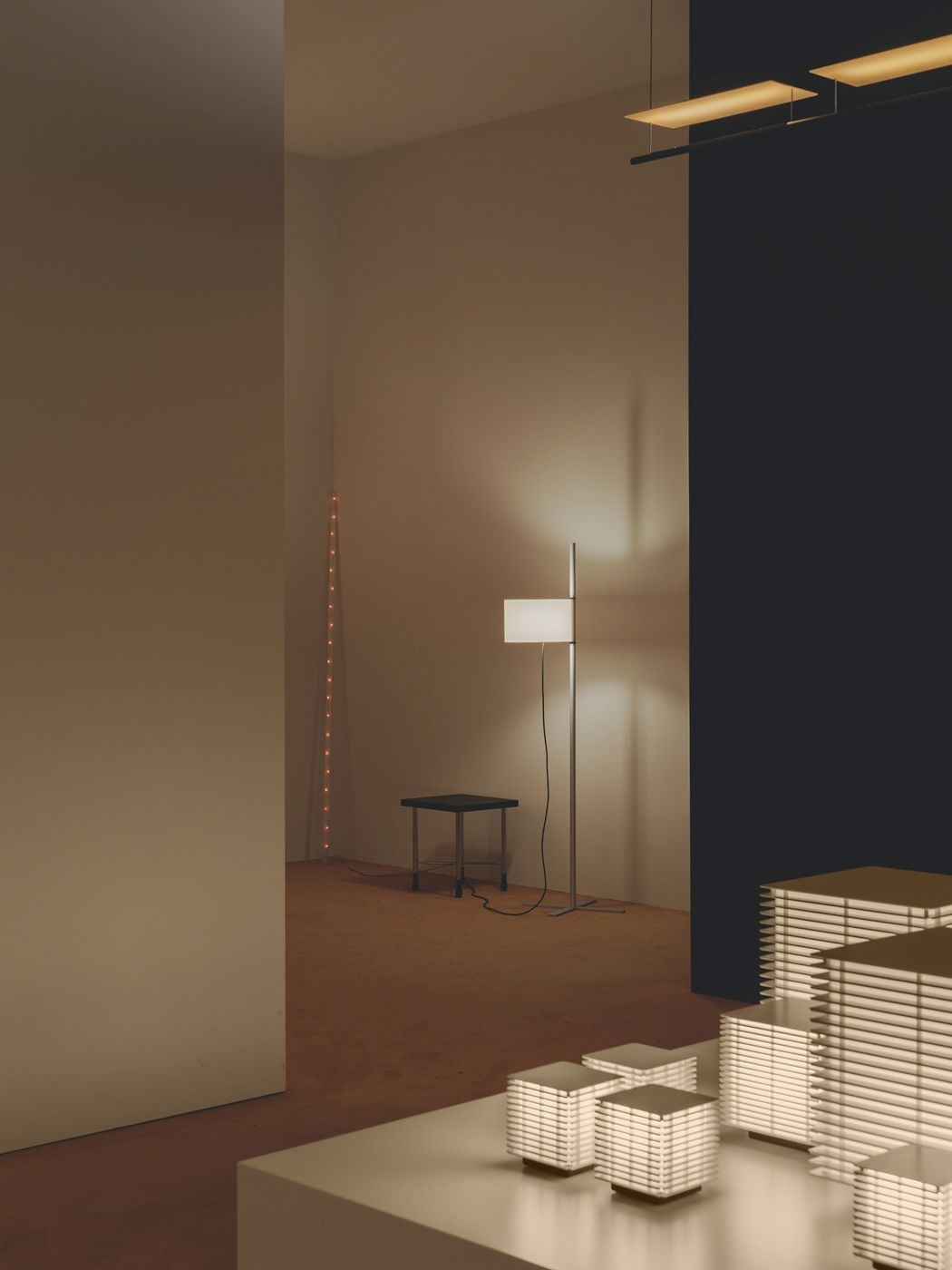 Shiro 17 Interior Table lamp Table lamp Santa & Cole
