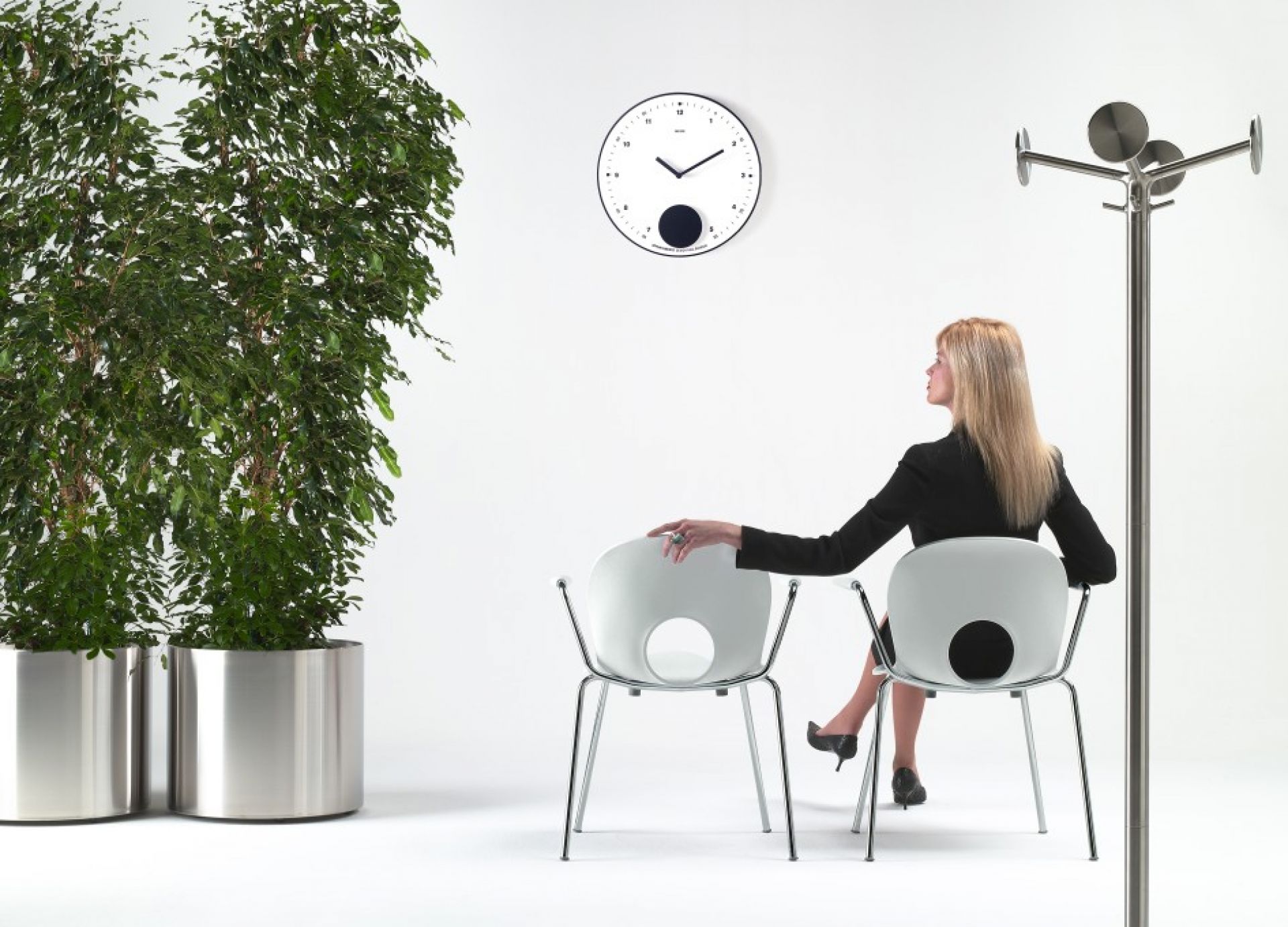 Nox Flora Flowerpot on castors Rexite