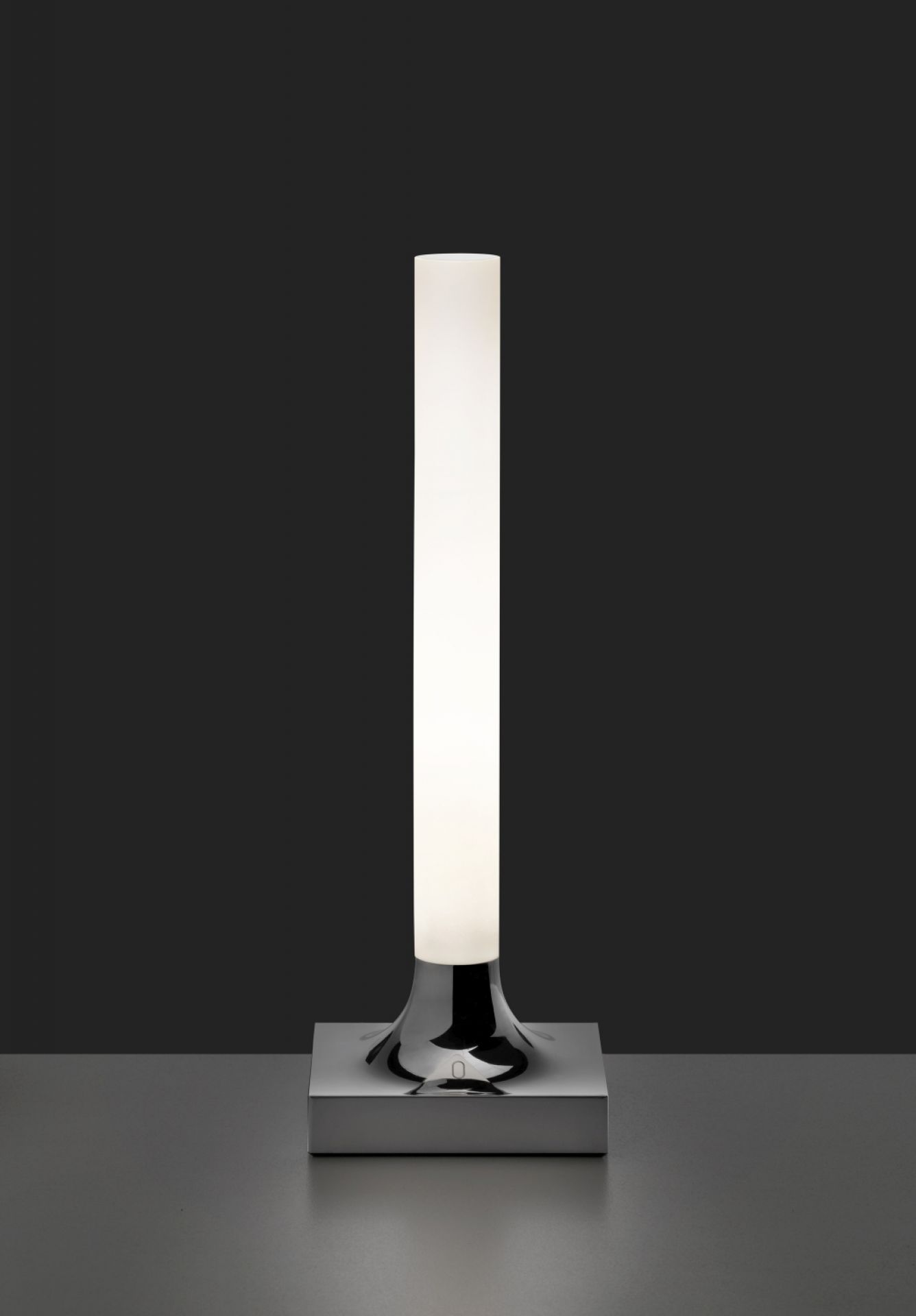 Goodnight Battery Lamp Kartell Champagne glossy