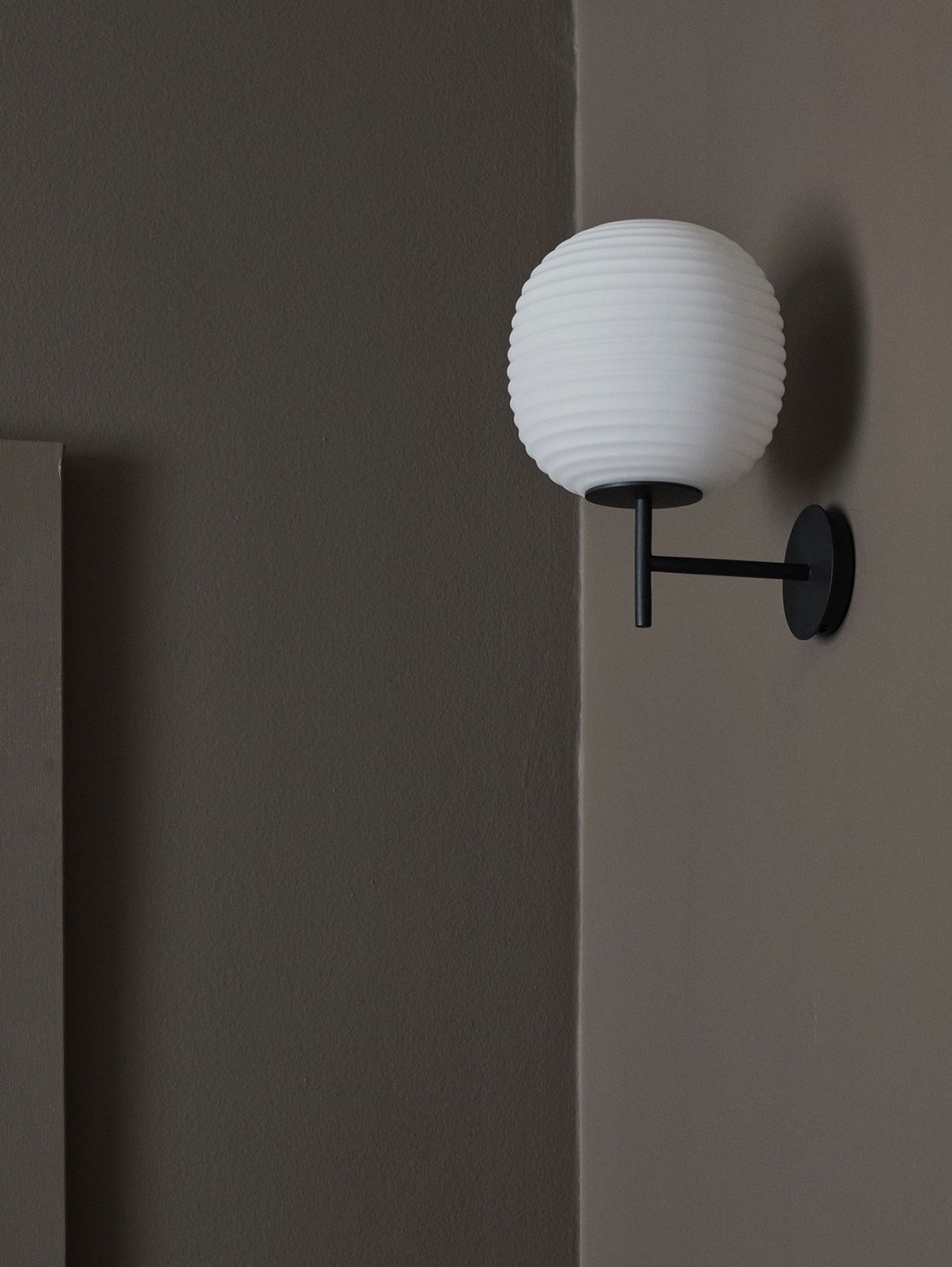 Lantern Wall Lamp small New Works