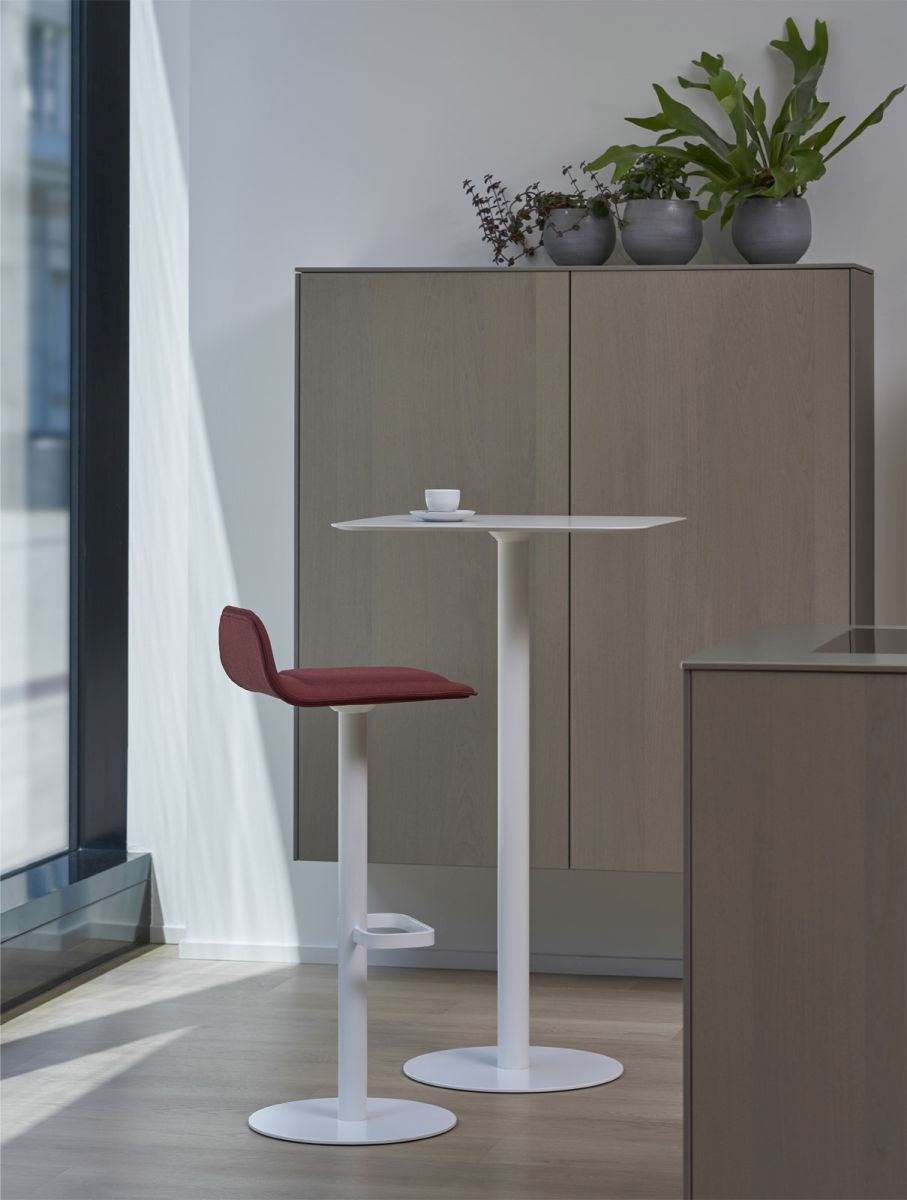 Dave Bar Stool White with Seat Cushion in Wine Red Moree