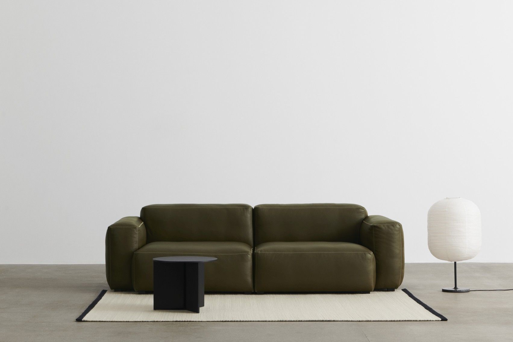 Mags Soft Sofa 2.5 seater Combination 1 Low Armrest Hay