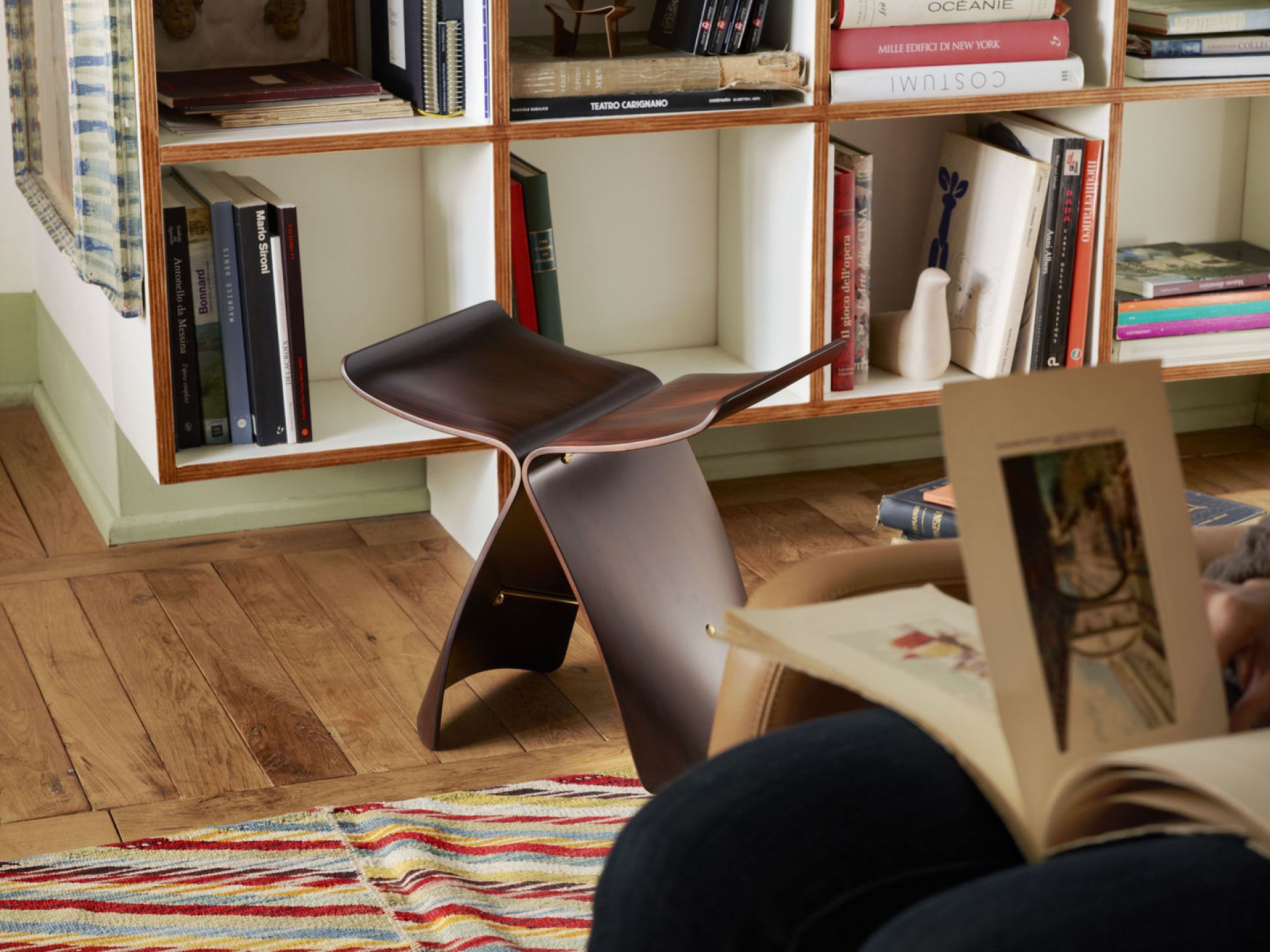 Butterfly Stool Vitra