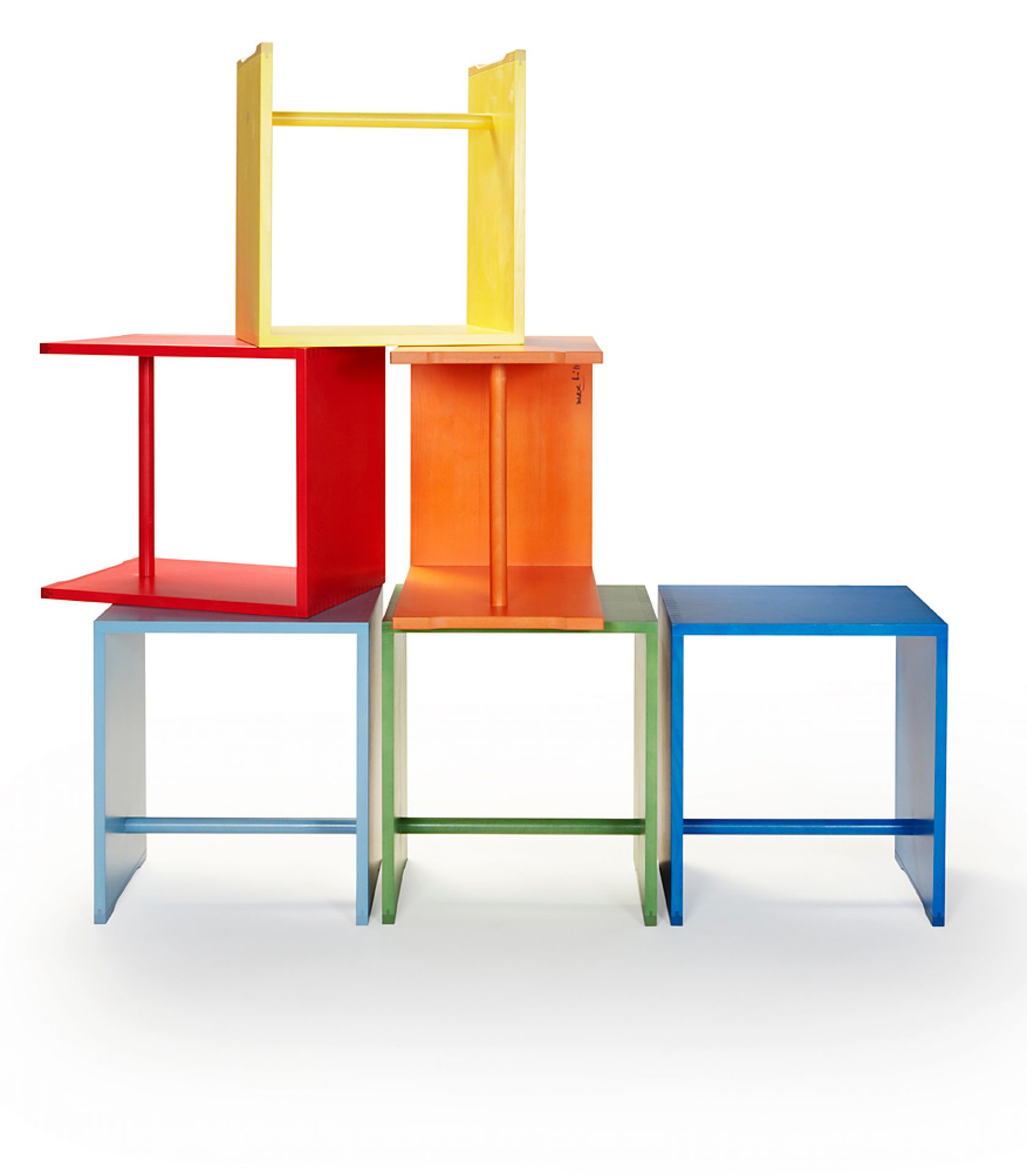 Ulmer Stool Max Bill wb form