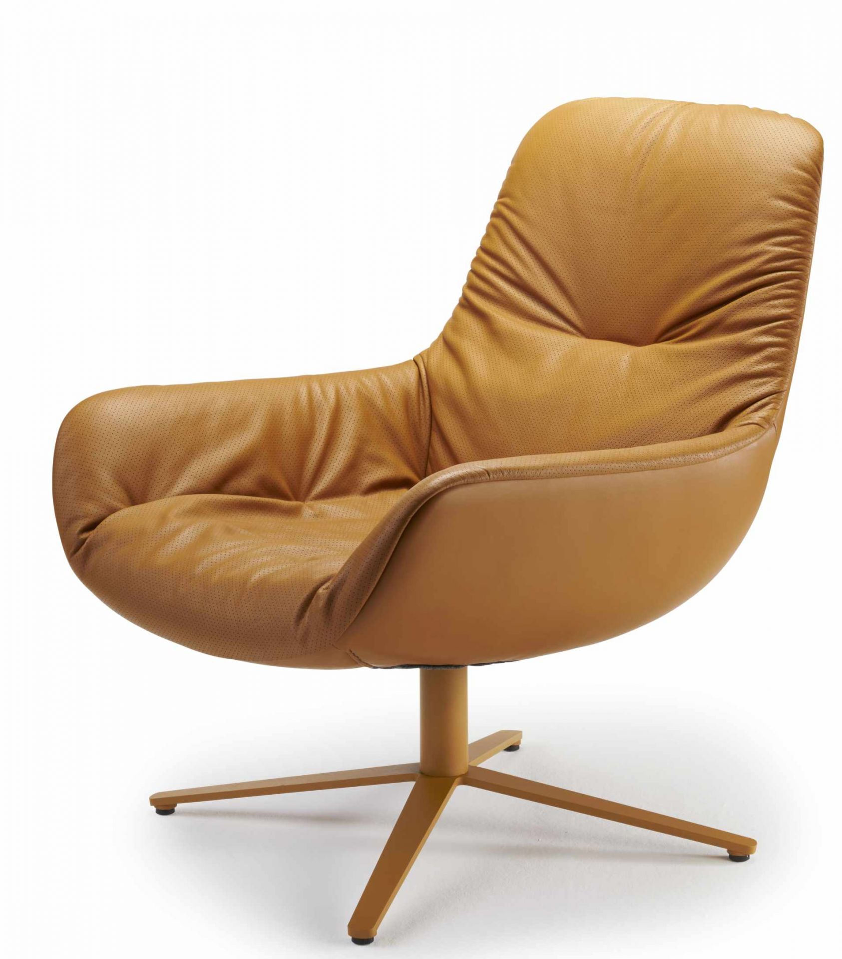 Leya Lounge chair Freifrau Manufaktur
