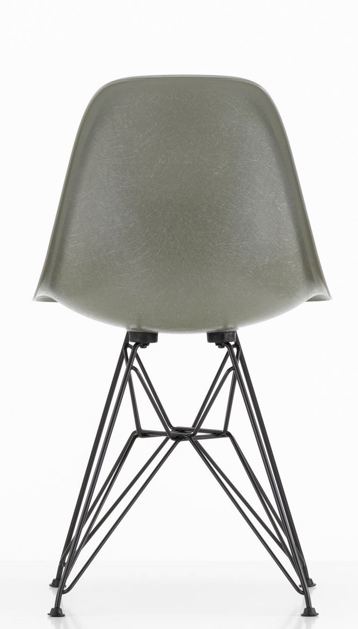 Eames Fibreglass Chair DSR Chair Vitra