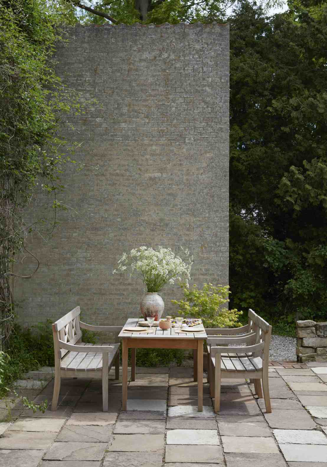 Drachmann Table Outdoor dining table Skagerak by Fritz Hansen 