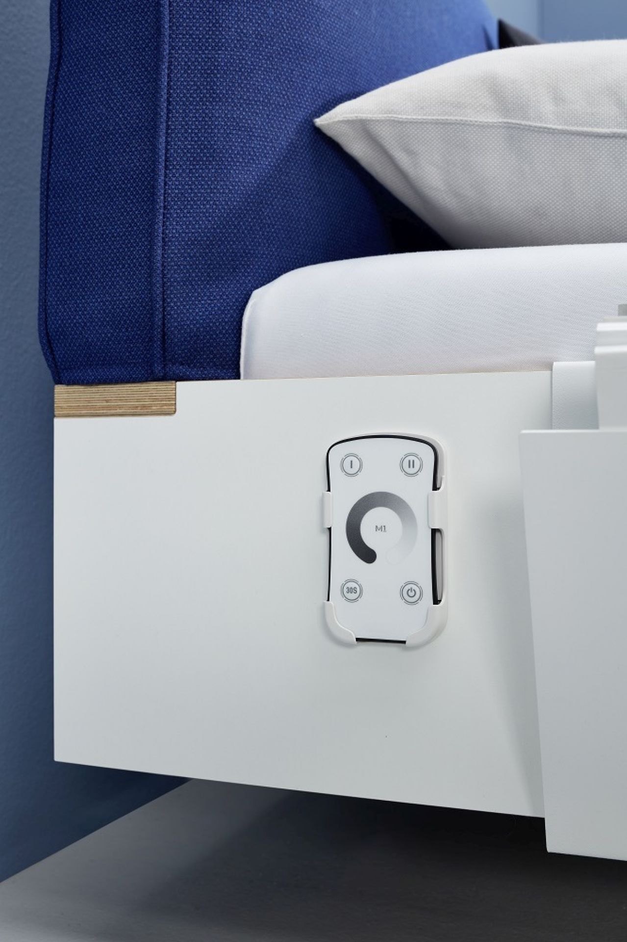 Flai single bed CPL Müller Möbelwerkstätten