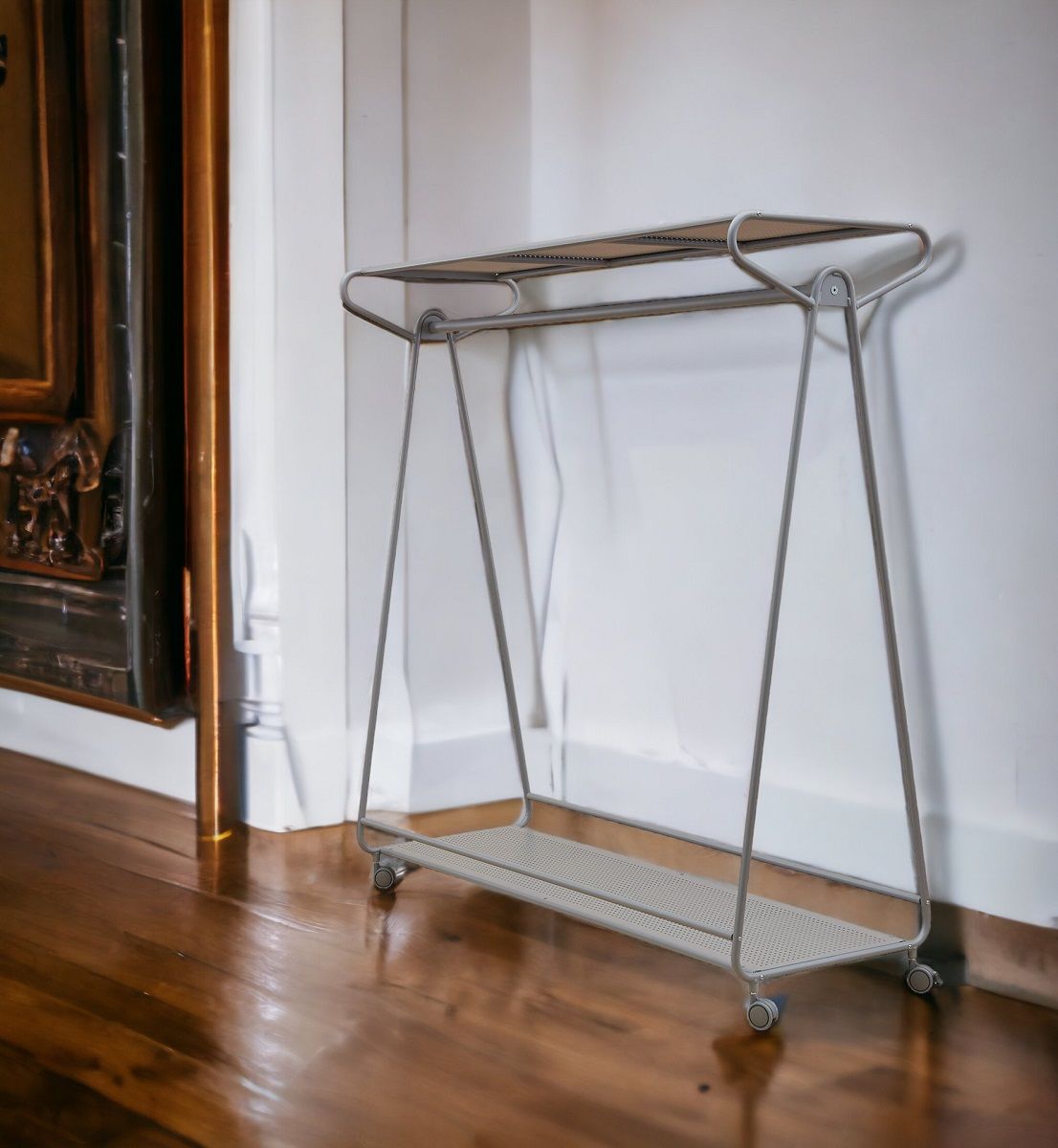 Ellipse Coat hanger on rollers with hat and bags shelf Segis